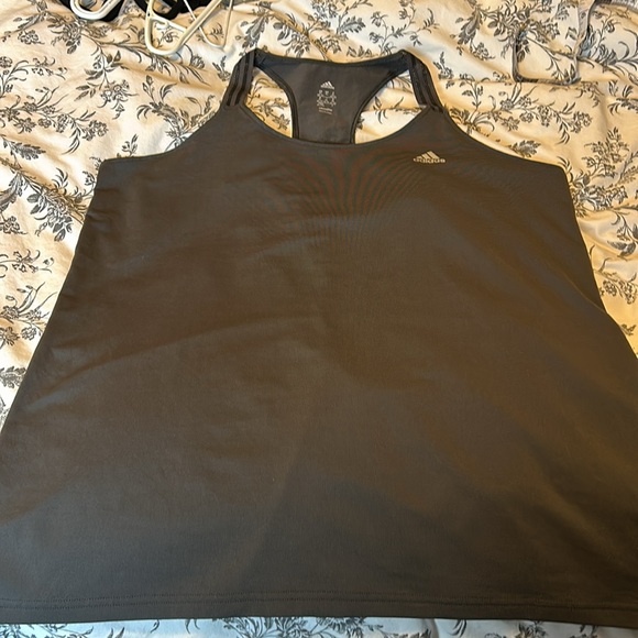Adidas Climalite tank top size XL - Picture 2 of 5